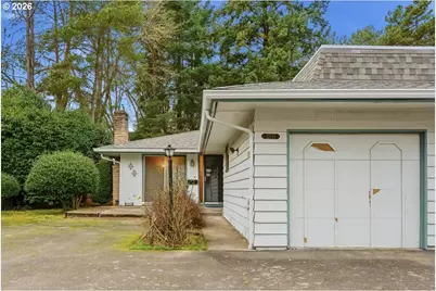 12140 SW Camden Ln, Beaverton, OR 97008 - Photo 4