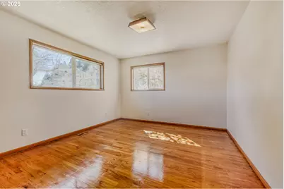 5767 Terrace Dr, West Linn, OR 97068 - Photo 16