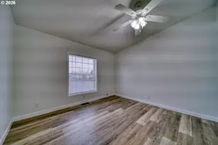 51469 SE Westlake Dr, Scappoose, OR 97056 - Photo 38