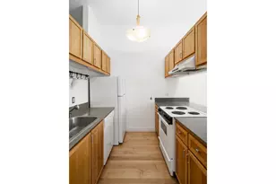 1910 SW 18th Ave, Portland, OR 97201 - Photo 10