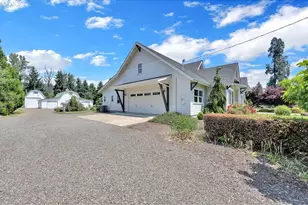 39457 Walterville Ln, Springfield, OR 97478 - Photo 2