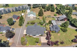 39457 Walterville Ln, Springfield, OR 97478 - Photo 4