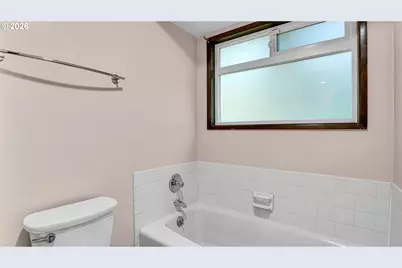 16318 NE Fargo St, Portland, OR 97230 - Photo 24