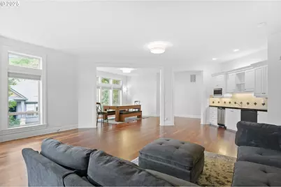 9941 NW Upton Ct, Portland, OR 97229 - Photo 16