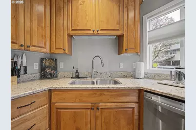 68660 E Fairway Estates Rd, Mount Hood Village, OR 97067 - Photo 8