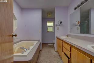 13339 N Myrtle Rd, Myrtle Creek, OR 97457 - Photo 12