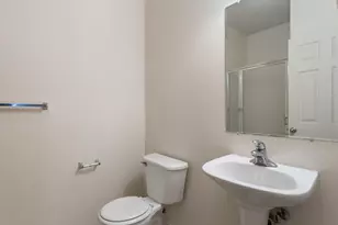 858 NE Caden Ave, Hillsboro, OR 97124 - Photo 10