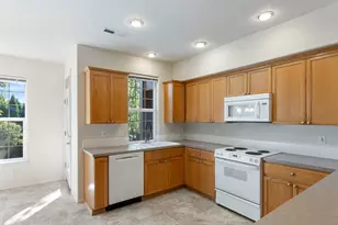 858 NE Caden Ave, Hillsboro, OR 97124 - Photo 14