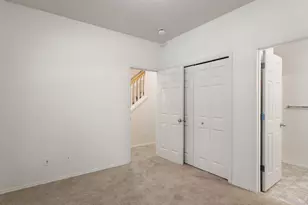 858 NE Caden Ave, Hillsboro, OR 97124 - Photo 8