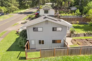490 E 46th Ave, Eugene, OR 97405 - Photo 46