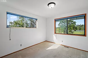 490 E 46th Ave, Eugene, OR 97405 - Photo 22