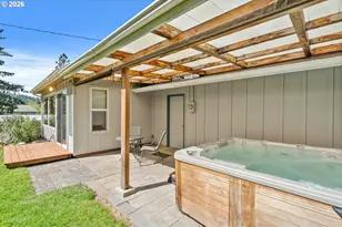 490 E 46th Ave, Eugene, OR 97405 - Photo 26