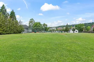 3874 NW Loriann Dr, Portland, OR 97229 - Photo 46