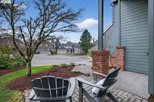 3874 NW Loriann Dr, Portland, OR 97229 - Photo 4
