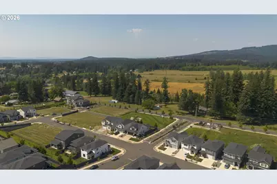 299 W Maple St, Washougal, WA 98671 - Photo 32