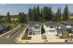 299 W Maple St, Washougal, WA 98671 - Photo 2