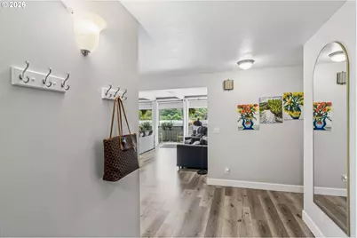 4460 SW Scholls Ferry Rd #20A, Portland, OR 97225 - Photo 2