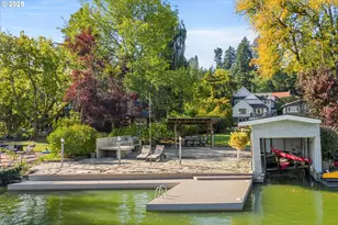 4368 Lakeview Blvd, Lake Oswego, OR 97035 - Photo 46