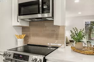 17069 S Bradley Rd, Oregon City, OR 97045 - Photo 10