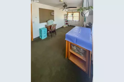 212 Park St, Riddle, OR 97469 - Photo 24