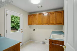 1759 Sunburst Terrace, Salem, OR 97304 - Photo 32