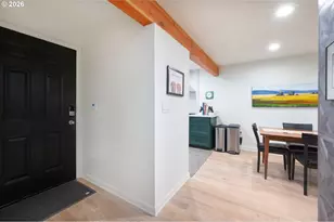 303 Country Club Rd, Eugene, OR 97401 - Photo 4