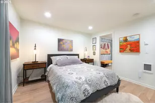 303 Country Club Rd, Eugene, OR 97401 - Photo 20