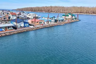 18989 NE Marine Dr, Portland, OR 97230 - Photo 42