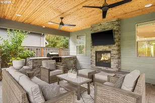 15985 Bonaire Ave, Lake Oswego, OR 97035 - Photo 18