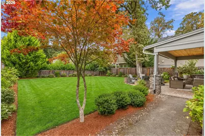 15985 Bonaire Ave, Lake Oswego, OR 97035 - Photo 44