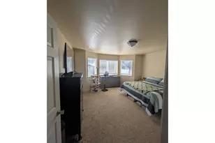 202 NE Rifle Range St, Roseburg, OR 97470 - Photo 16