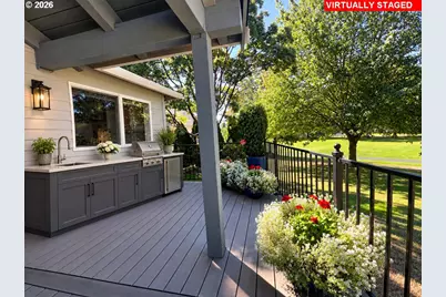 3310 SE Baypoint Dr, Vancouver, WA 98683 - Photo 8