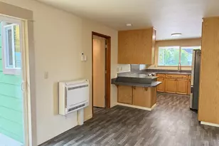900 Rowe St, Reedsport, OR 97467 - Photo 16