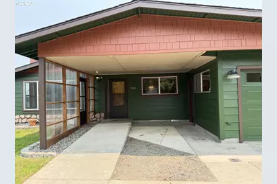 900 Rowe St, Reedsport, OR 97467 - Photo 4