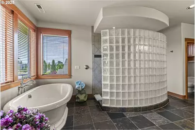 1810 S Dusky Dr, Ridgefield, WA 98642 - Photo 34