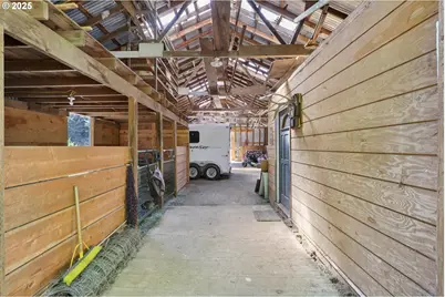 21621 S Upper Highland Rd, Beavercreek, OR 97004 - Photo 32