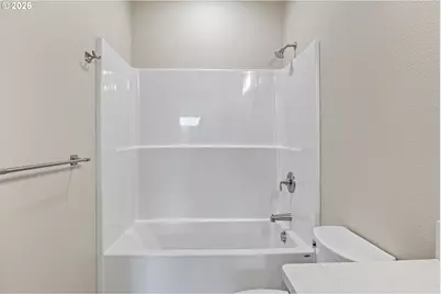 925 Sand Pines Ave, Sutherlin, OR 97479 - Photo 10