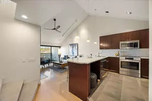 5150 S Landing Dr, Portland, OR 97239 - Photo 6