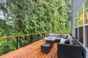 2257 NE Estate Dr, Hillsboro, OR 97124 - Photo 38