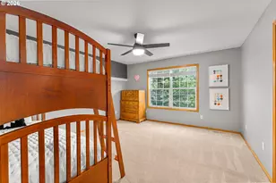 2257 NE Estate Dr, Hillsboro, OR 97124 - Photo 18