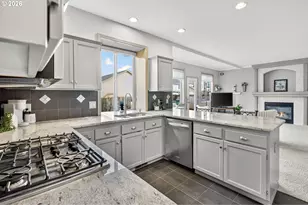 14445 Cambria Terrace, Oregon City, OR 97045 - Photo 12