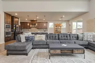 1720 S 47th Pl, Ridgefield, WA 98642 - Photo 4