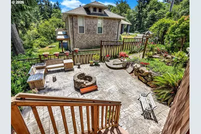 952 SW Long Lake Dr, Warrenton, OR 97146 - Photo 42