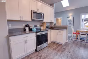850 1st Ave, Seaside, OR 97138 - Photo 12
