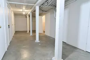 1621 SE Washington St, Portland, OR 97214 - Photo 32