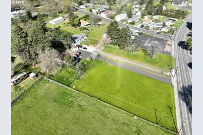 W 10th St, The Dalles, OR 97058 - Photo 4