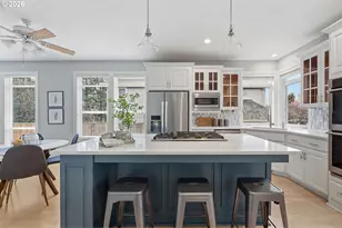 5349 Southwood Dr, Lake Oswego, OR 97035 - Photo 12