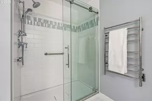 5349 Southwood Dr, Lake Oswego, OR 97035 - Photo 30