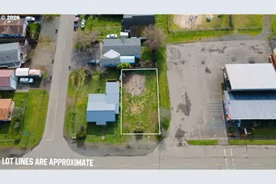 1015 N Lake Rd, Lakeside, OR 97449 - Photo 2