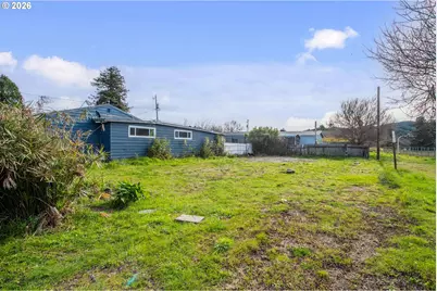 1015 N Lake Rd, Lakeside, OR 97449 - Photo 4